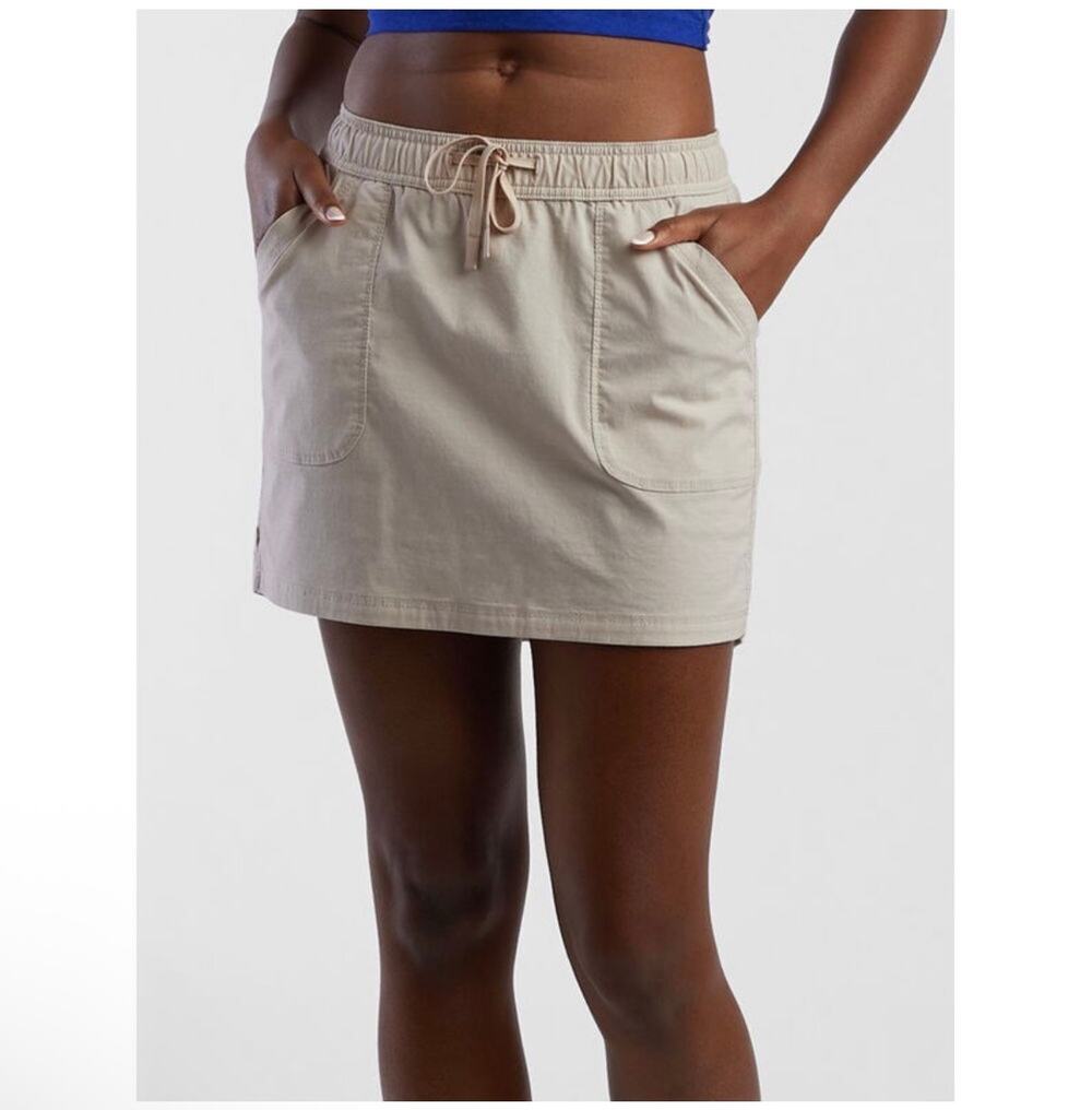 Title Nine Scout Skort Womens Large Cream Khaki Ripstop Hiking Athletic Camp